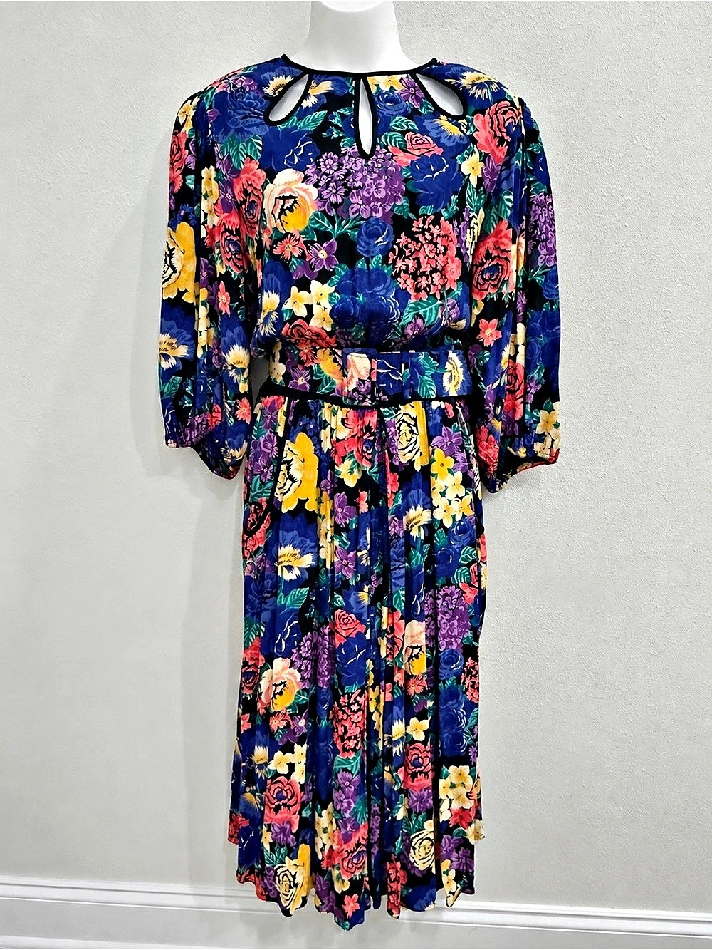 Diane Freis Original Vintage Floral Rayon Belted Dress Medium